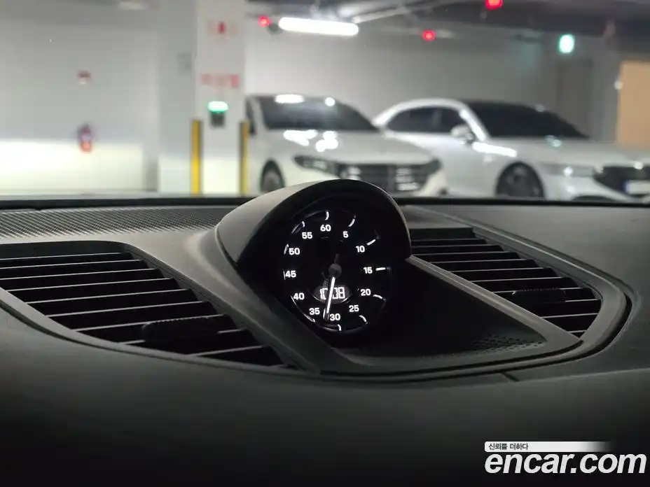 Porsche Panamera 2025 4.0 автомат (гидро), фото 17