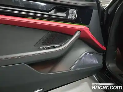 Porsche Panamera 2025 4.0 автомат (гидро), миниатюра 7