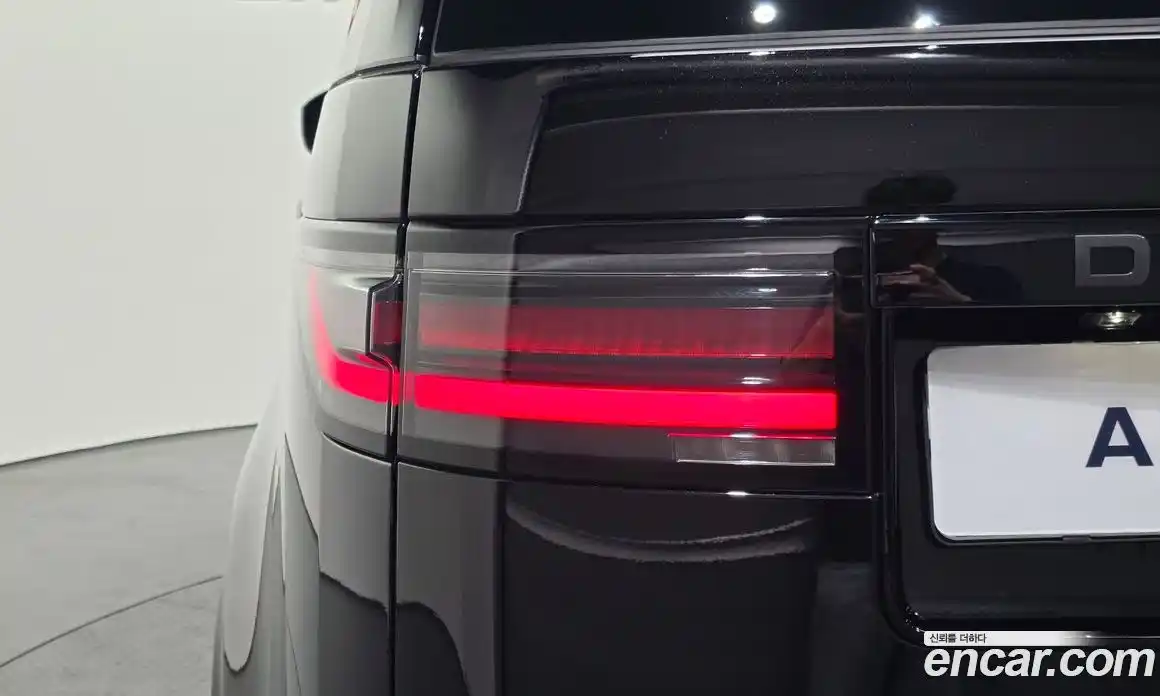 Land Rover Discovery 2025 3.0 автомат (гидро), фото 19