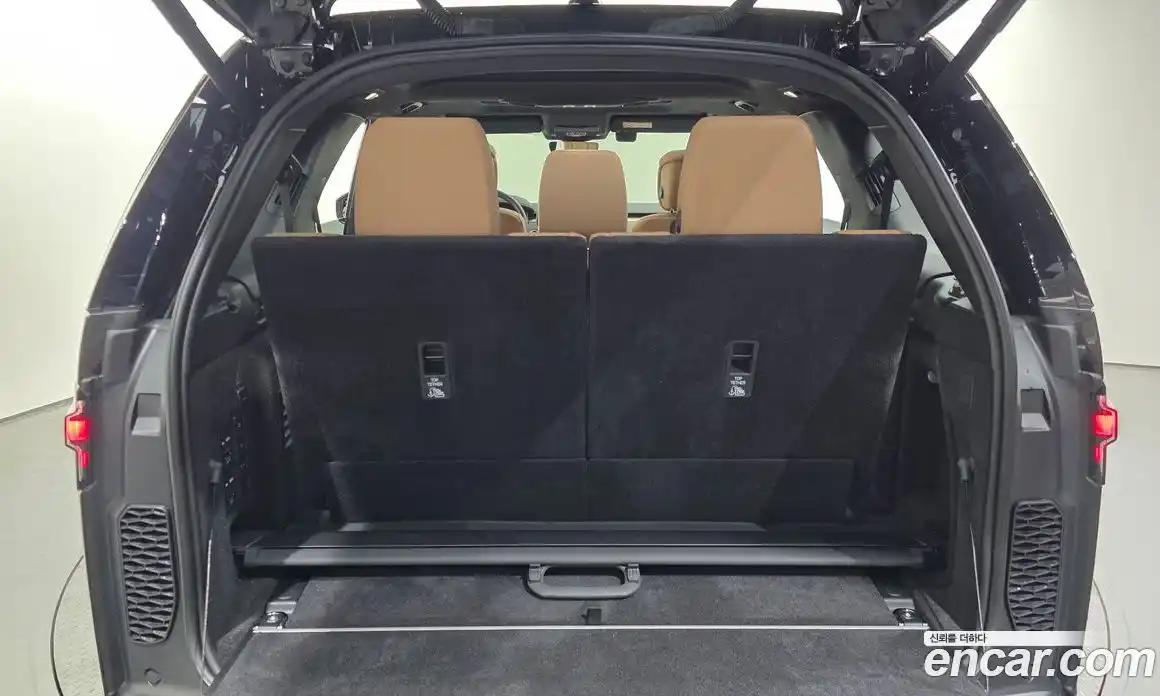 Land Rover Discovery 2025 3.0 автомат (гидро), фото 10