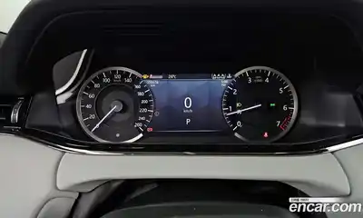 Land Rover Range Rover Evoque 2023 2.0 автомат (гидро), миниатюра 11