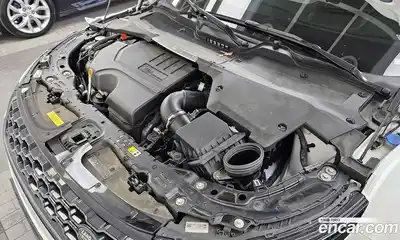 Land Rover Range Rover Evoque 2023 2.0 автомат (гидро), миниатюра 6