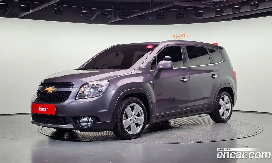 Chevrolet Orlando 2011 2.0 автомат (гидро), фото 1