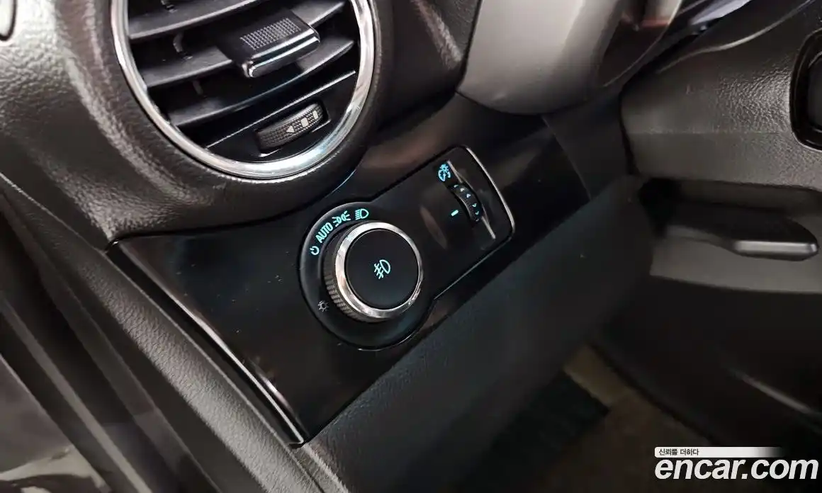 Chevrolet Orlando 2011 2.0 автомат (гидро), фото 17
