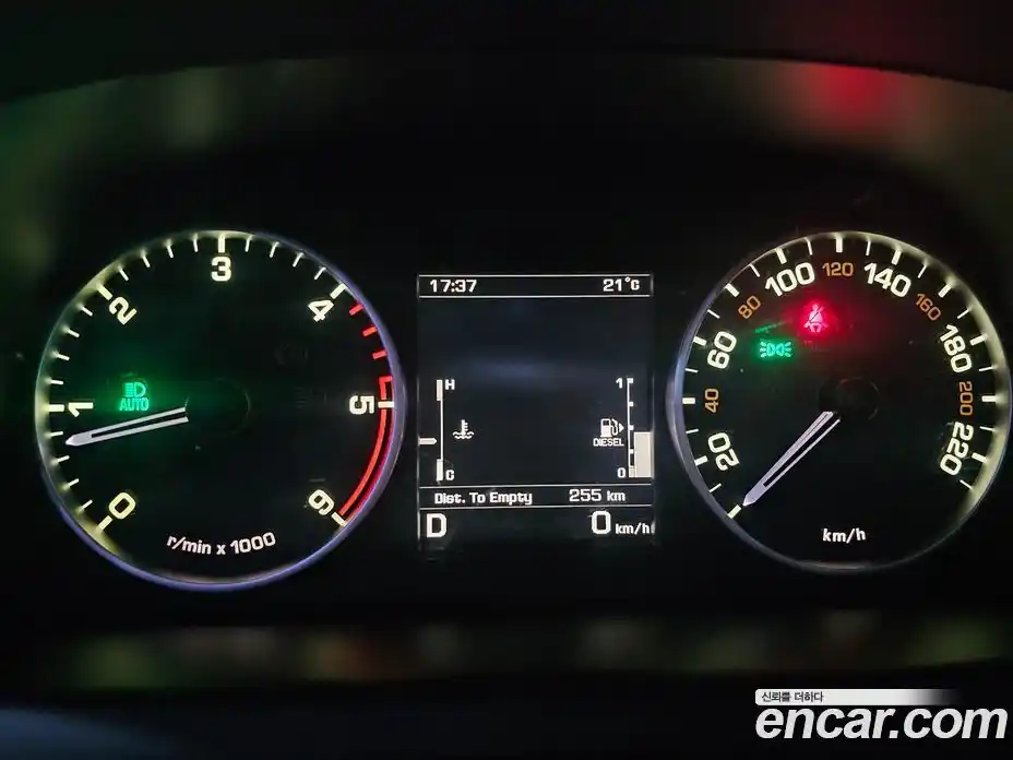 Land Rover Discovery 2015 3.0 автомат (гидро), фото 5