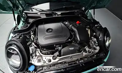 Mini Cooper 2025 2.0 автомат (гидро), миниатюра 6
