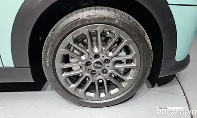 Mini Cooper 2025 2.0 автомат (гидро), миниатюра 7