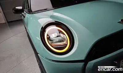 Mini Cooper 2025 2.0 автомат (гидро), миниатюра 8
