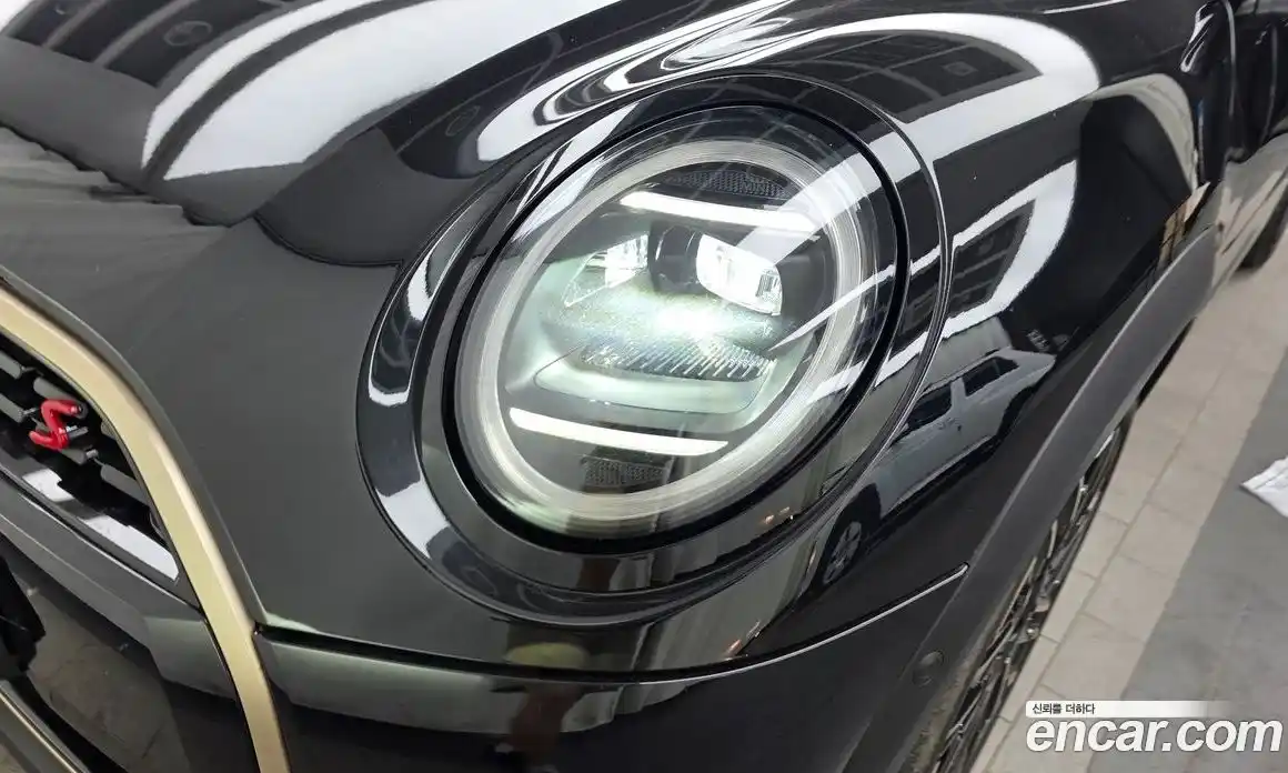 Mini Cooper 2024 2.0 автомат (гидро), фото 8