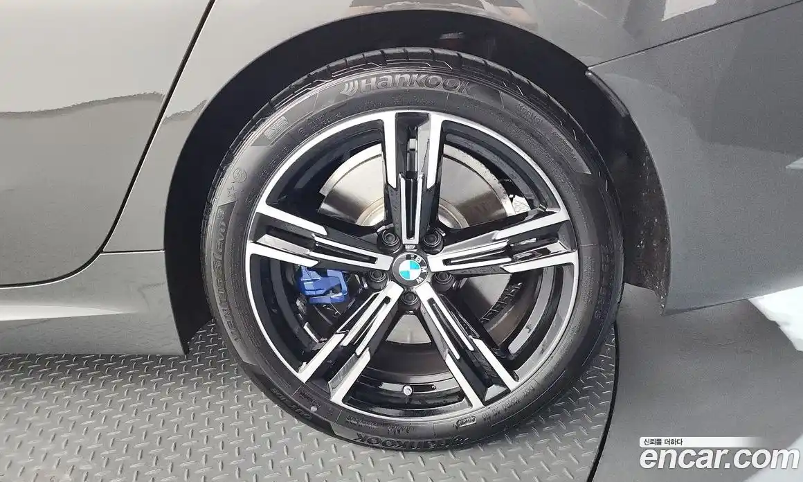 BMW 3 серия 2025 2.0 автомат (гидро), фото 7