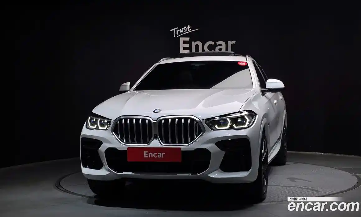 BMW X6 2022 3.0 автомат (гидро), фото 3