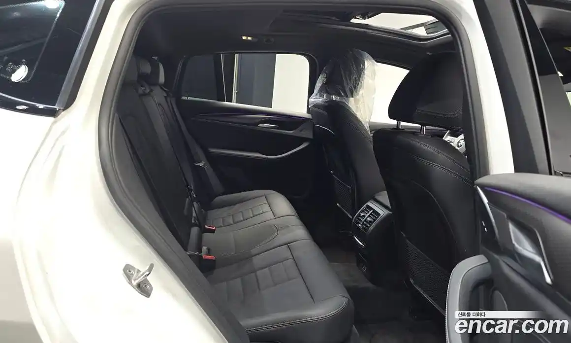 BMW X4 2022 2.0 автомат (гидро), фото 17