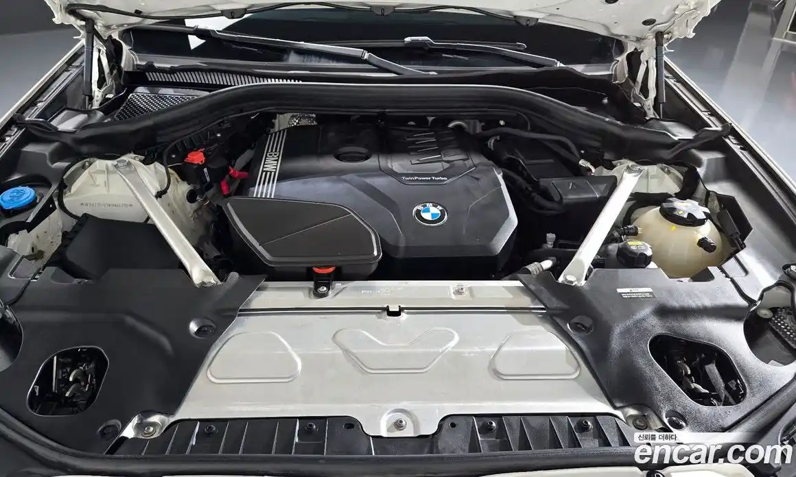 BMW X4 2022 2.0 автомат (гидро), фото 6