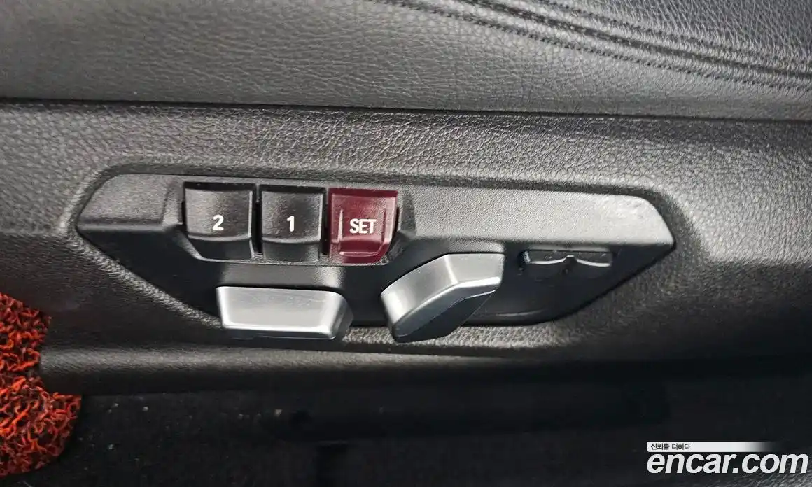 BMW 1 серия 2019 2.0 автомат (гидро), фото 32