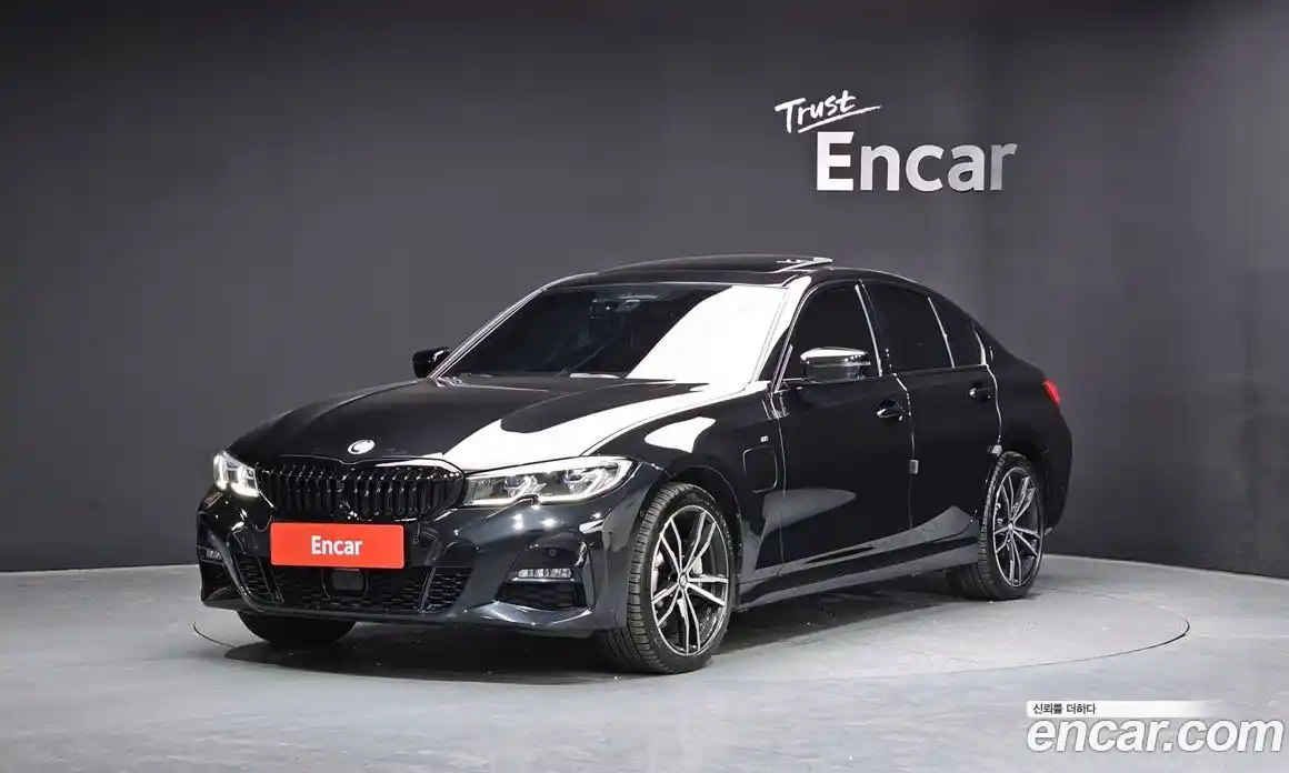 BMW 3 серия 2020 2.0 автомат (гидро), фото 1