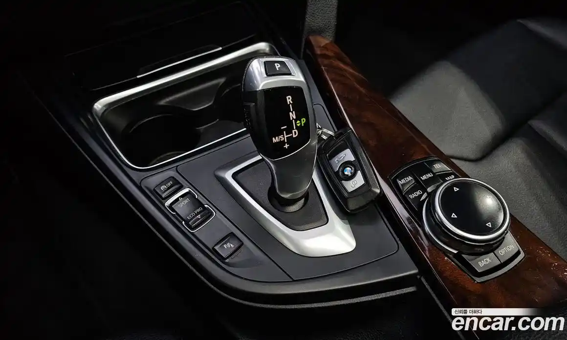 BMW 3 серия 2014 2.0 автомат (гидро), фото 11