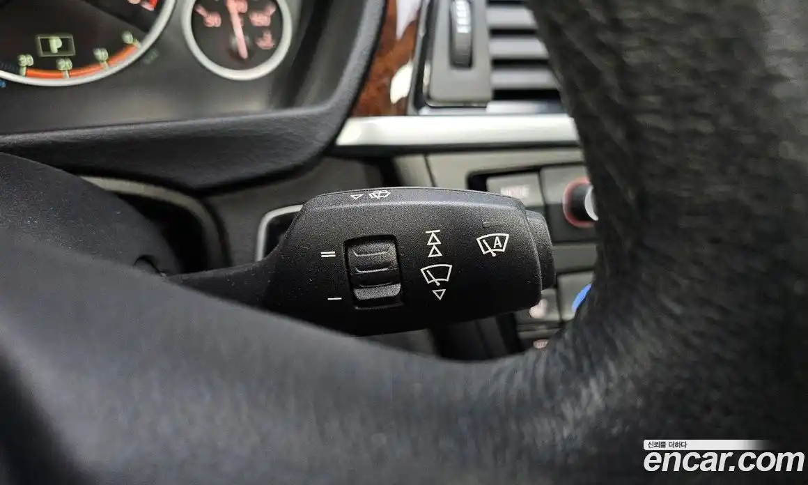 BMW 3 серия 2014 2.0 автомат (гидро), фото 28