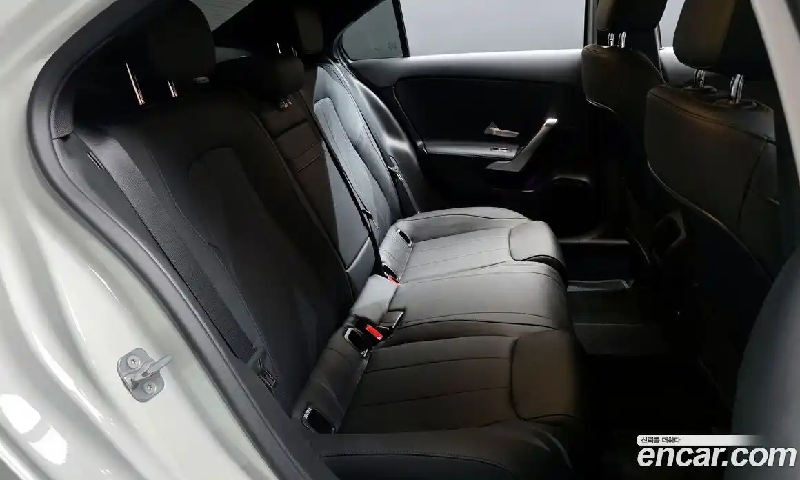 Mercedes-Benz A-Class 2025 2.0 гидро, фото 17 Mercedes-Benz A-Class 2025 2.0 гидро, фото 17