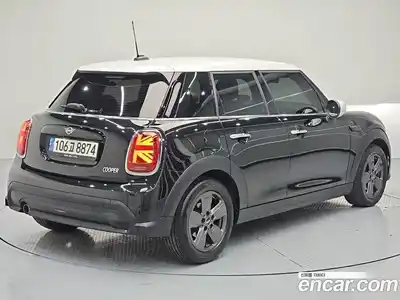 Mini Cooper 2023 1.5 автомат (гидро), миниатюра 4