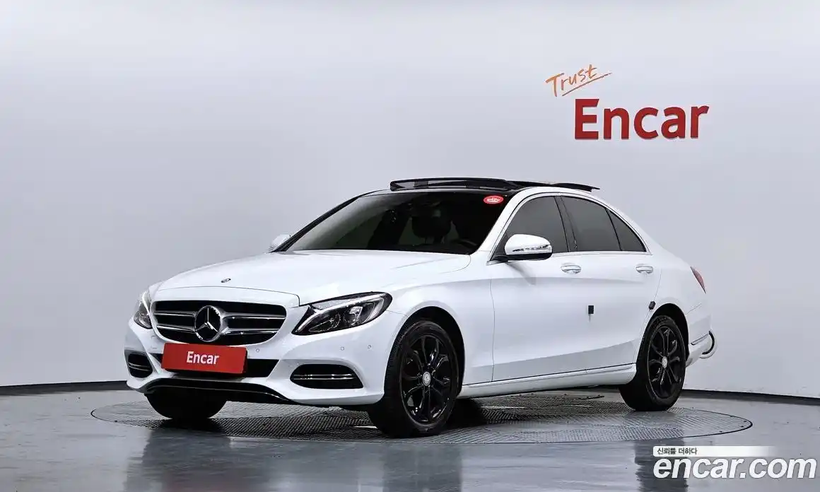 Mercedes-Benz C-Class 2015 2.0 гидро, фото 1 Mercedes-Benz C-Class 2015 2.0 гидро, фото 1