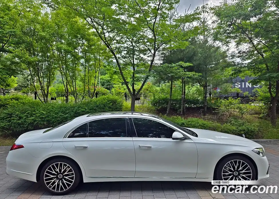 Mercedes-Benz S-Class 2022 4.0 гидро, фото 7 Mercedes-Benz S-Class 2022 4.0 гидро, фото 7