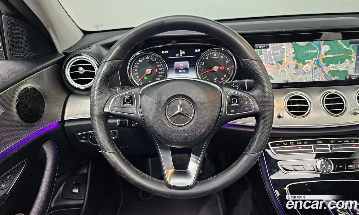 Mercedes-Benz E-Class 2018 2.0 автомат (гидро), фото 21