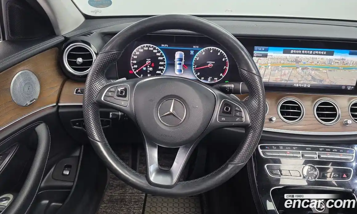 Mercedes-Benz E-Class 2018 2.0 автомат (гидро), фото 13
