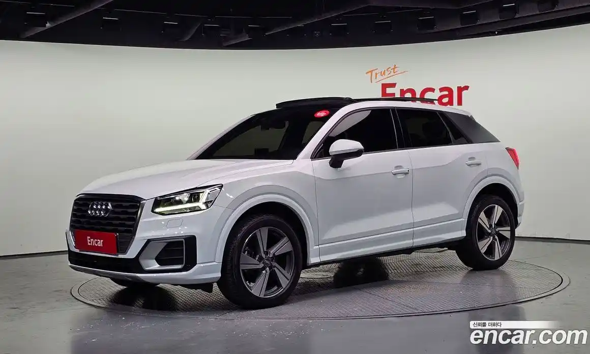 Audi Q2 2020 2.0 автомат (гидро), фото 1