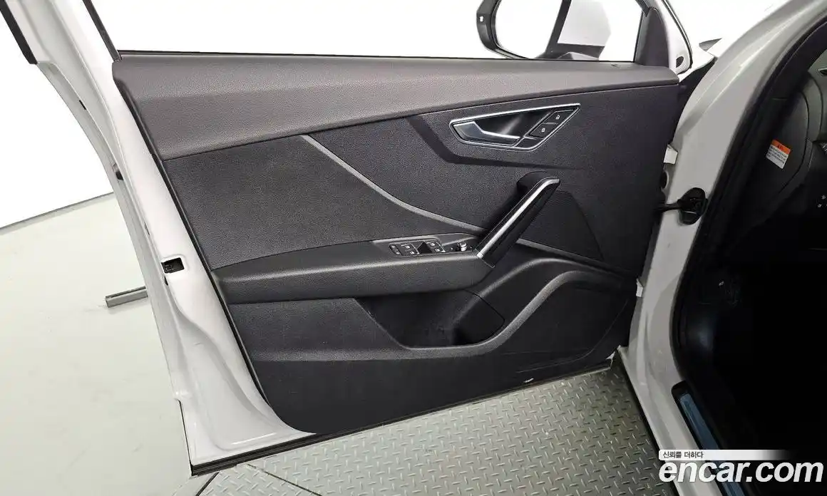 Audi Q2 2020 2.0 автомат (гидро), фото 14