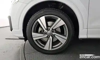 Audi Q2 2020 2.0 автомат (гидро), миниатюра 5