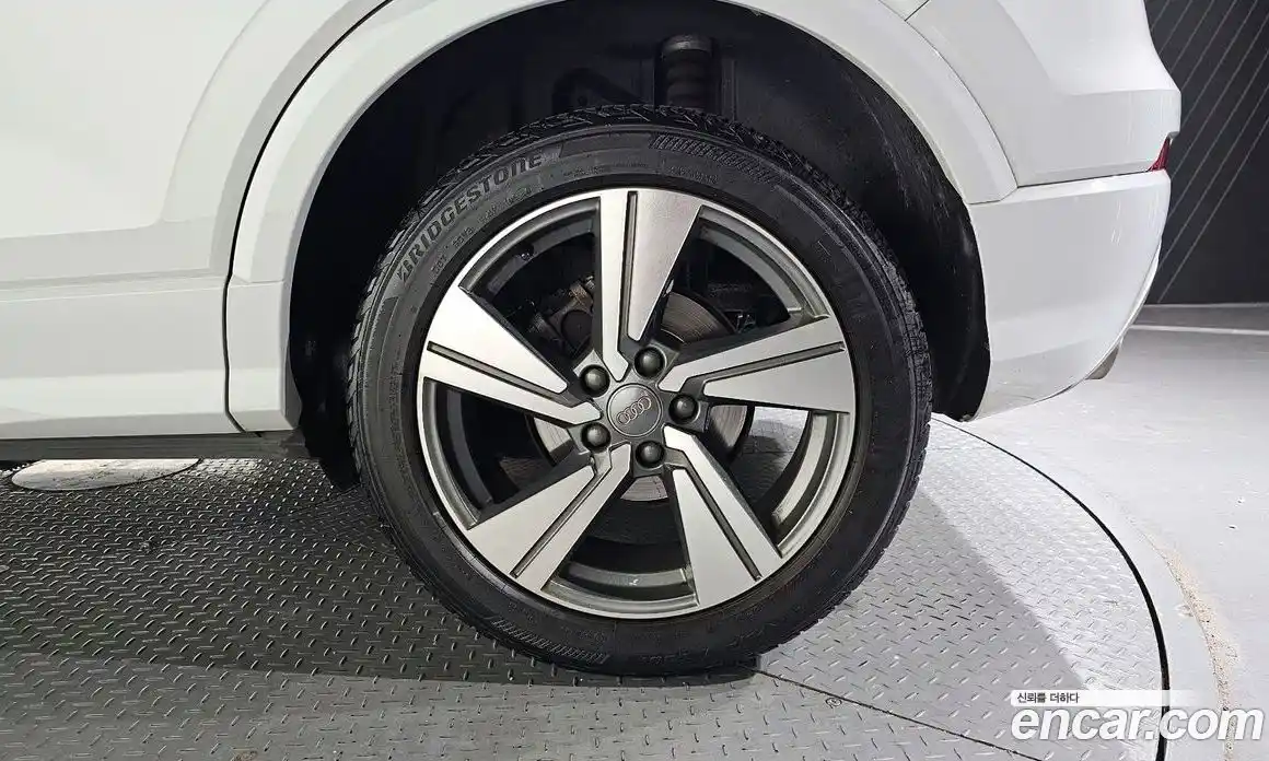 Audi Q2 2020 2.0 автомат (гидро), фото 7