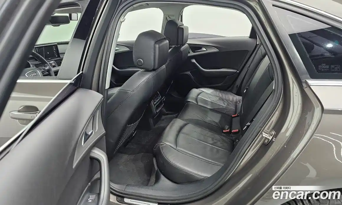 Audi A6 2012 3.0 автомат (гидро), фото 12
