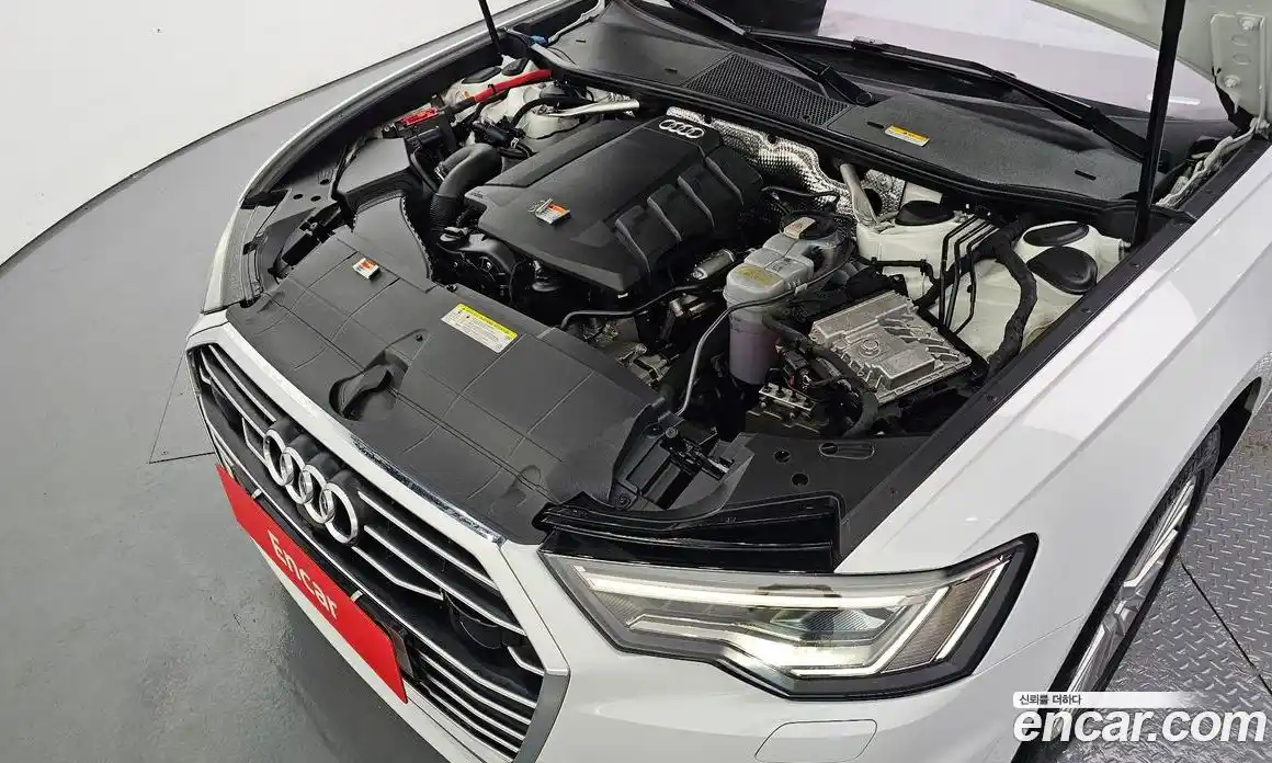 Audi A6 2021 2.0 автомат (гидро), фото 6