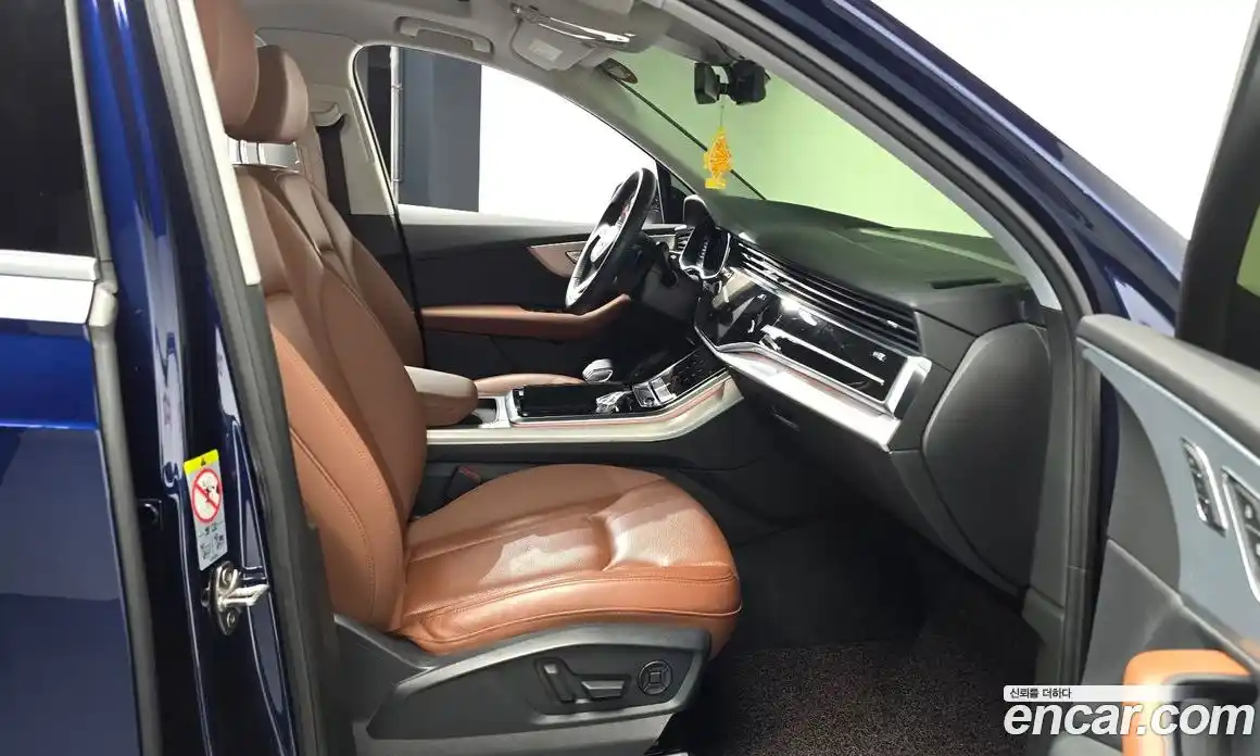 Audi Q7 2020 3.0 автомат (гидро), фото 16