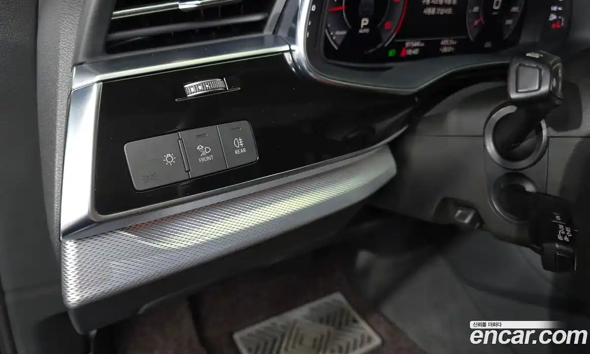 Audi Q7 2020 3.0 автомат (гидро), фото 25