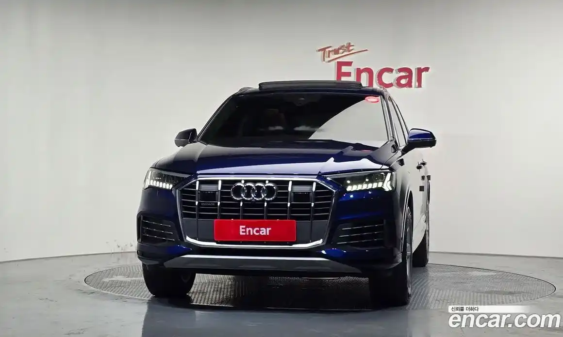 Audi Q7 2020 3.0 автомат (гидро), фото 3