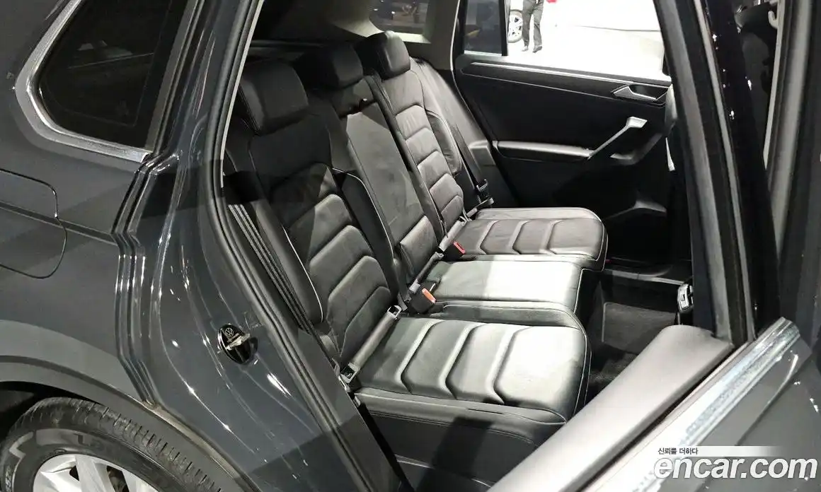 Volkswagen Tiguan 2020 2.0 автомат (гидро), фото 11