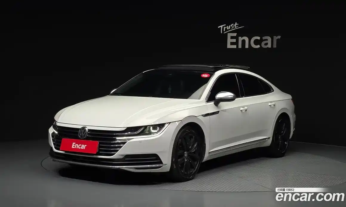 Volkswagen Arteon 2019 2.0 автомат (гидро), фото 1
