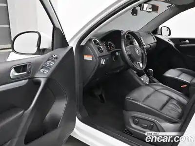 Volkswagen Tiguan 2014 2.0 автомат (гидро), миниатюра 11
