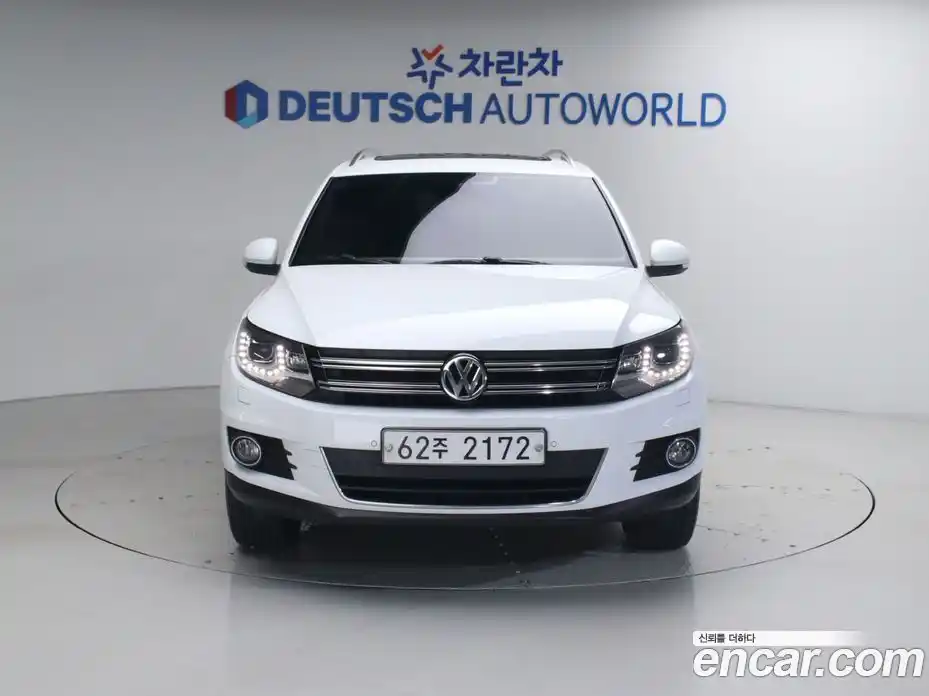 Volkswagen Tiguan 2014 2.0 автомат (гидро), фото 3