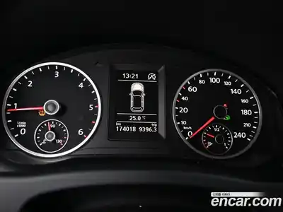 Volkswagen Tiguan 2014 2.0 автомат (гидро), миниатюра 8