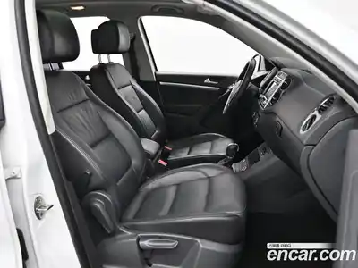 Volkswagen Tiguan 2014 2.0 автомат (гидро), миниатюра 10