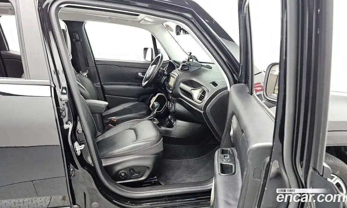 Jeep Renegade 2017 2.0 автомат (гидро), фото 11