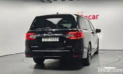Honda Odyssey 2018 3.5 автомат (гидро), миниатюра 4