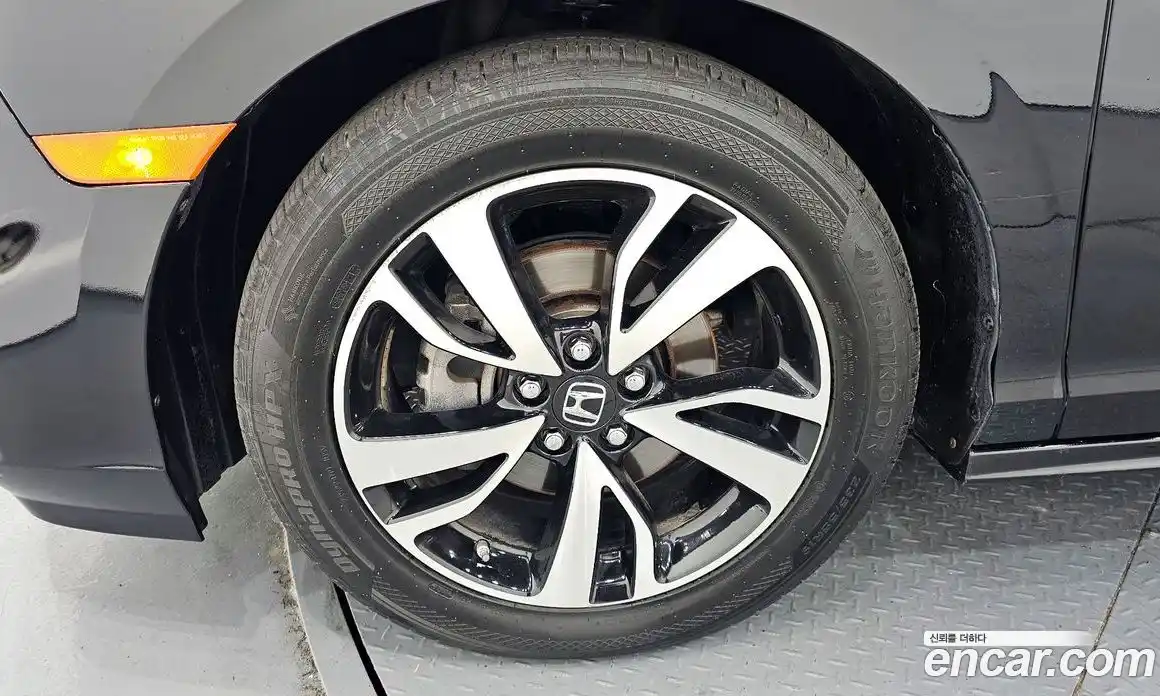 Honda Odyssey 2018 3.5 автомат (гидро), фото 5
