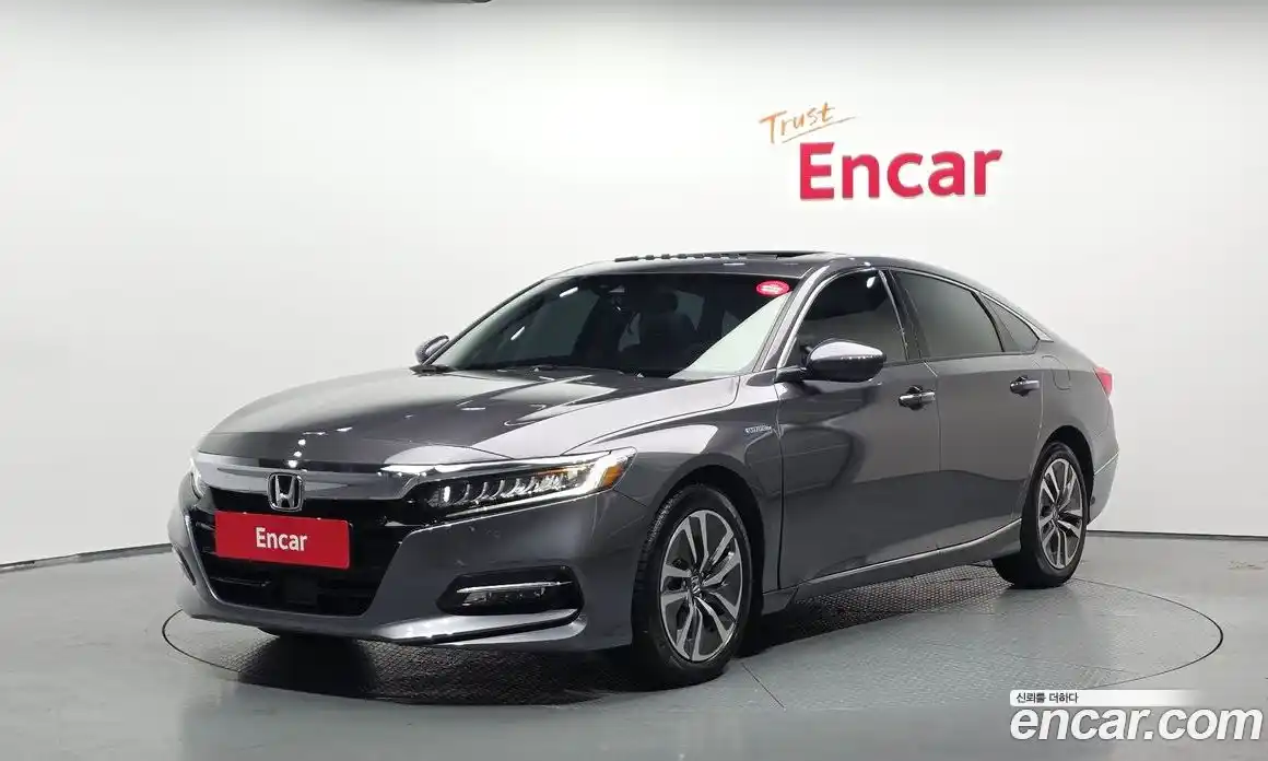 Honda Accord 2019 2.0 автомат (гидро), фото 1