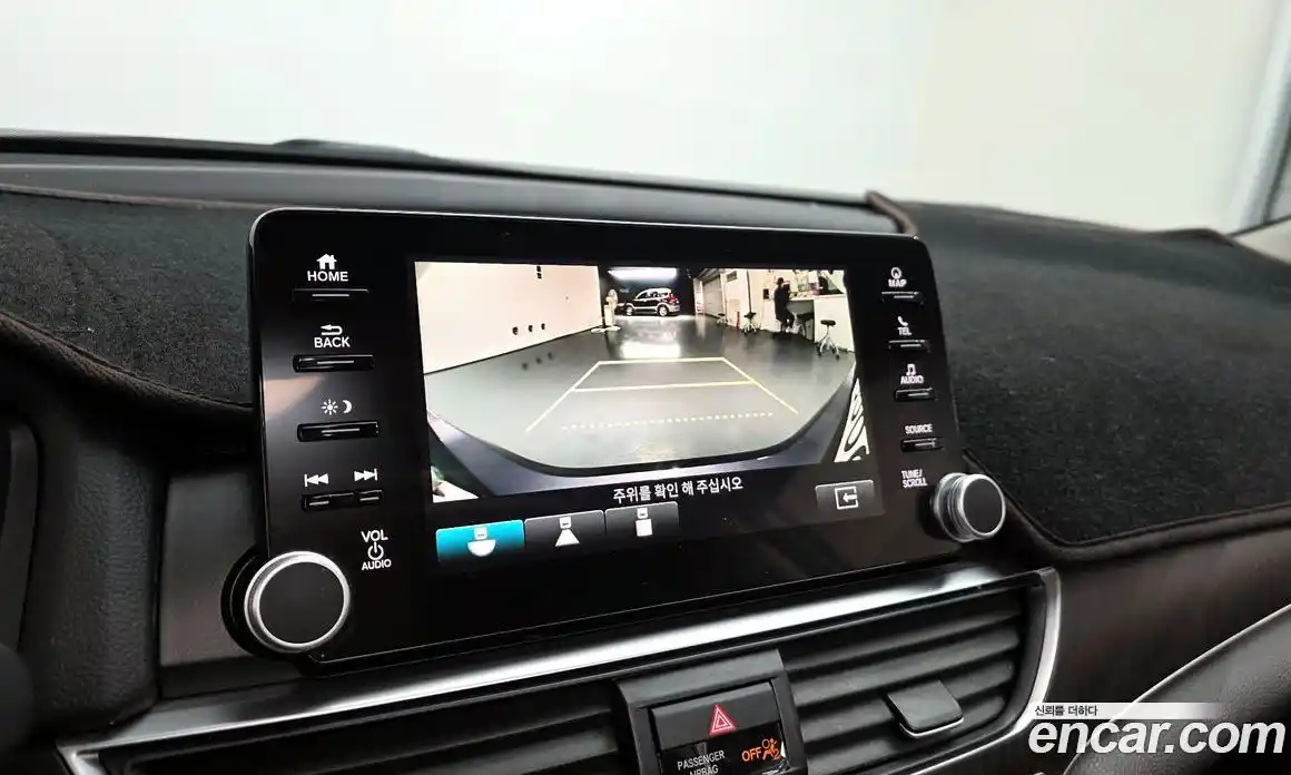 Honda Accord 2019 2.0 автомат (гидро), фото 13