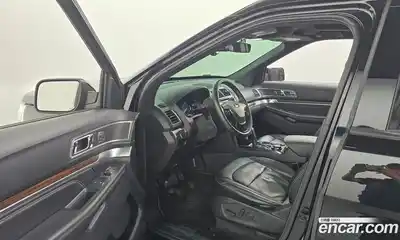 Ford Explorer 2019 2.3 автомат (гидро), миниатюра 10