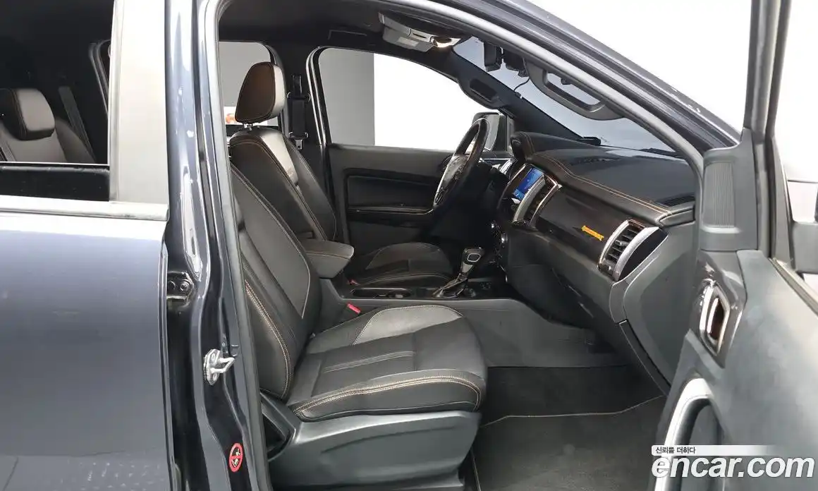 Ford Ranger 2022 2.0 автомат (гидро), фото 11