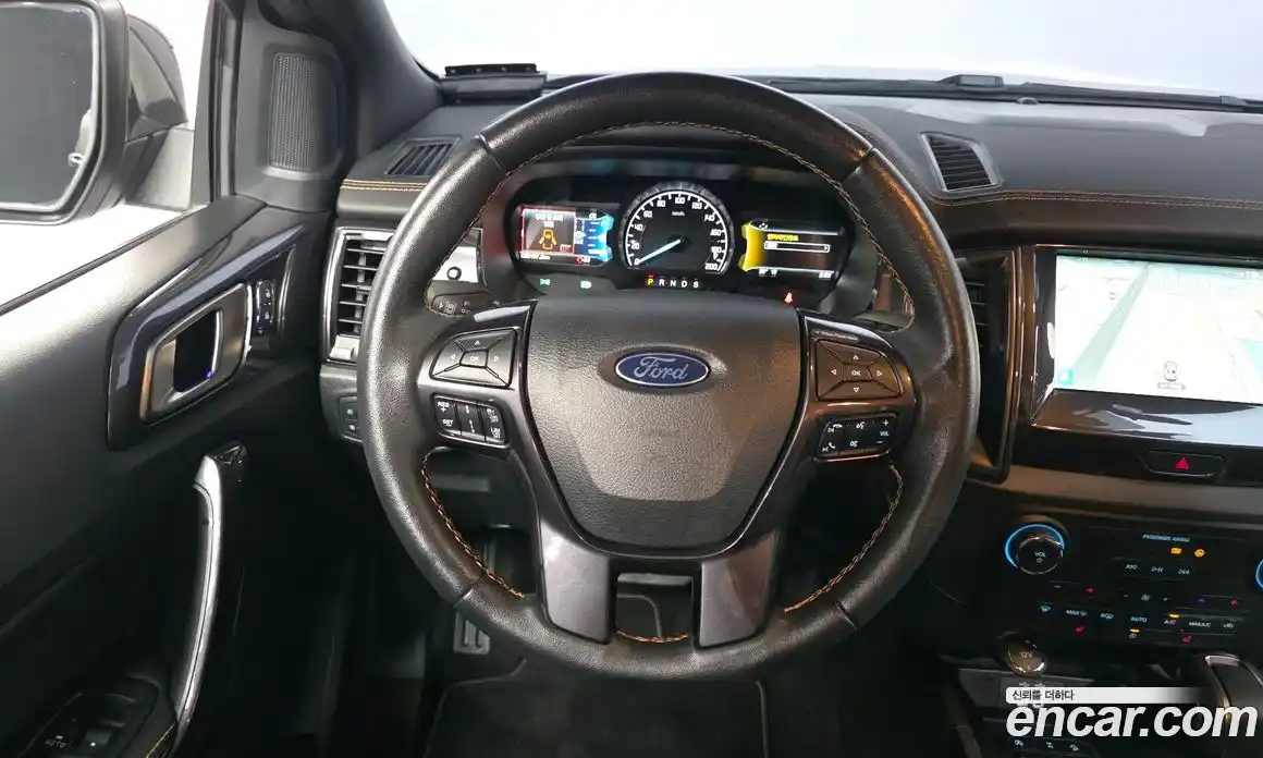 Ford Ranger 2022 2.0 автомат (гидро), фото 13